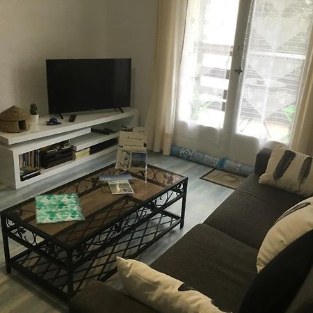 Lo Vedelier D'Aubrac Apartment ลาโยล ภายนอก รูปภาพ