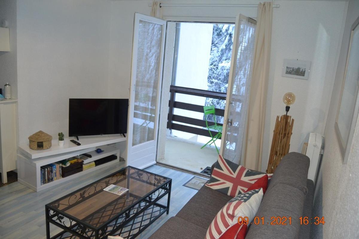 Lo Vedelier D'Aubrac Apartment ลาโยล ภายนอก รูปภาพ